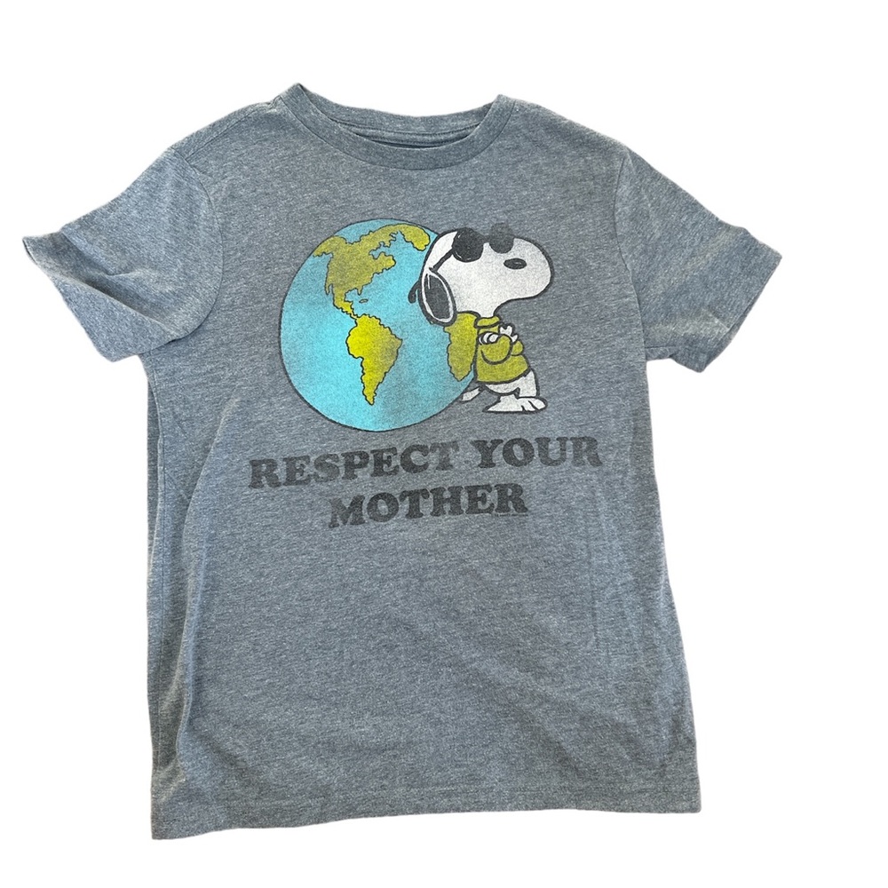 snoopy t shirt